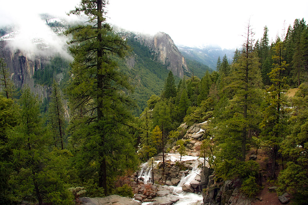 yosemite valley ~ mccaffrey house bed and breakfast